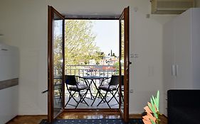 Apartments Dobranic