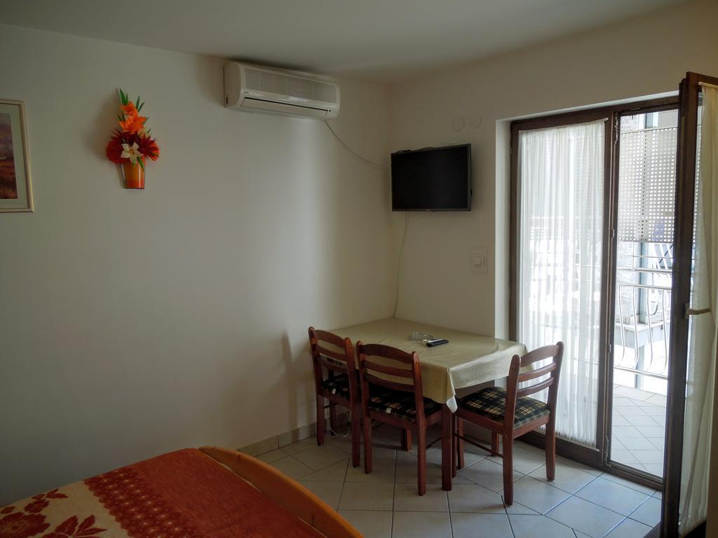 Apartments Dobranic Crikvenica Exterior foto
