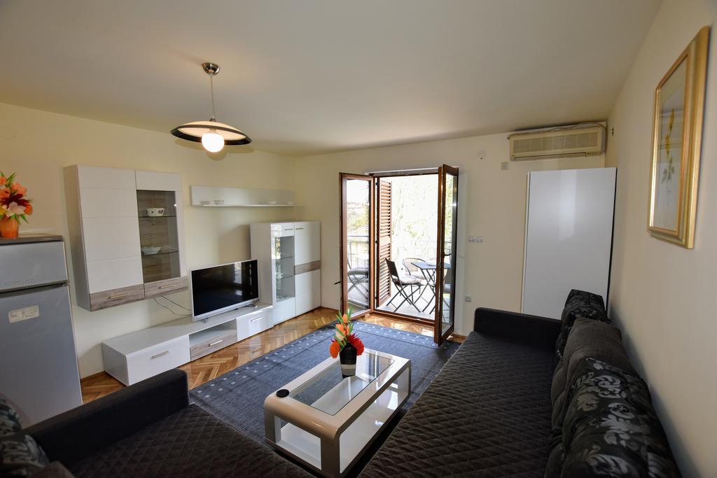 Apartments Dobranic Crikvenica Exterior foto